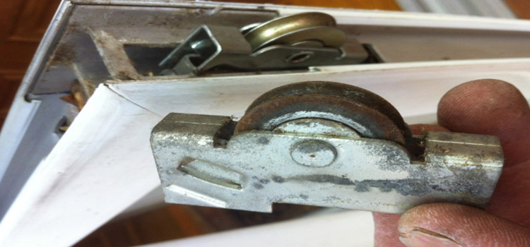 screen door roller repair in North Auburn